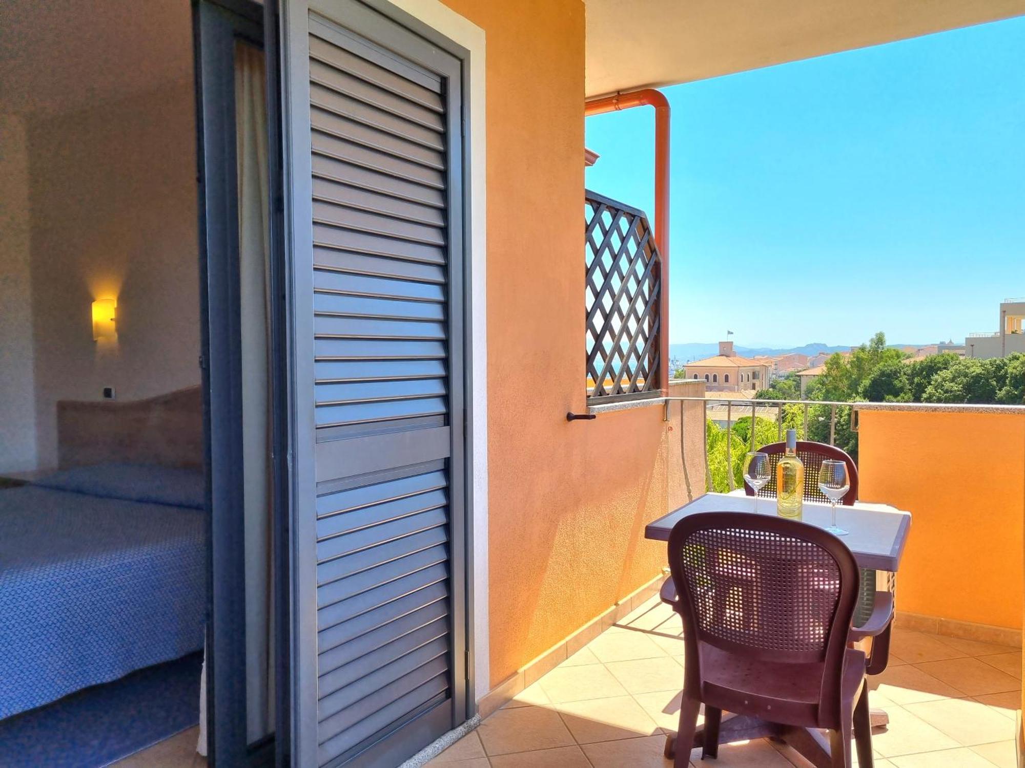 Hotel Delle Isole لا ماداّلينا المظهر الخارجي الصورة