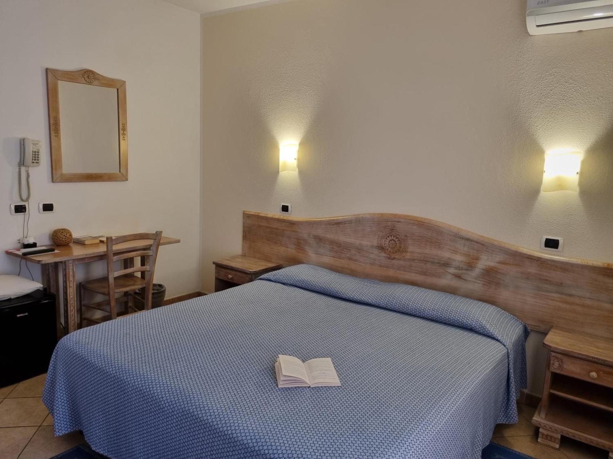 Hotel Delle Isole لا ماداّلينا المظهر الخارجي الصورة