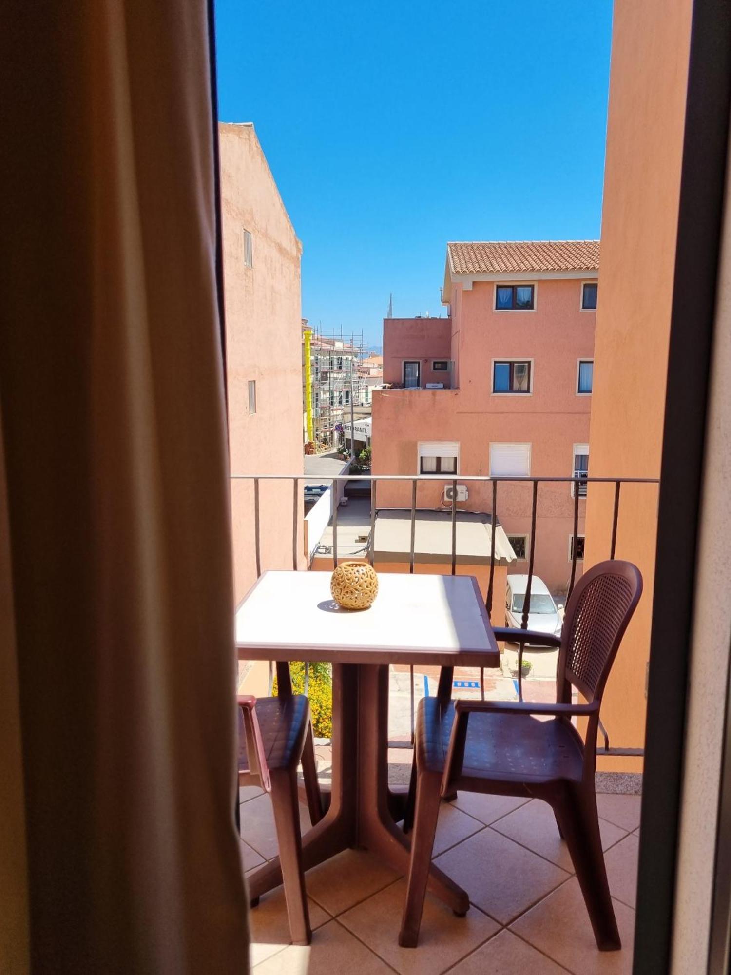 Hotel Delle Isole لا ماداّلينا المظهر الخارجي الصورة
