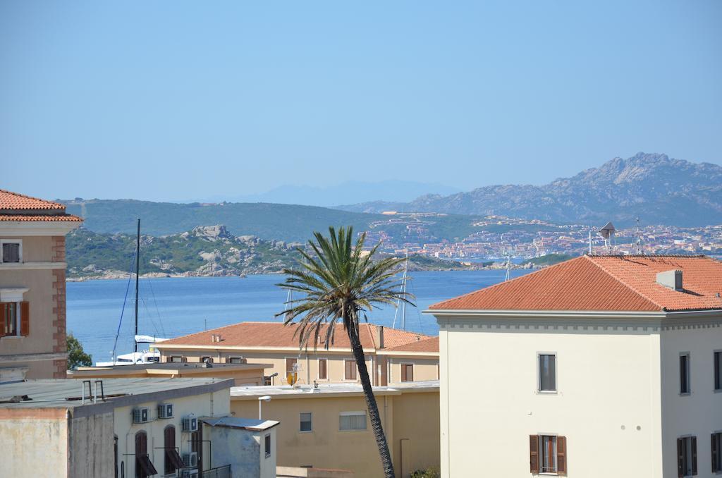 Hotel Delle Isole لا ماداّلينا المظهر الخارجي الصورة